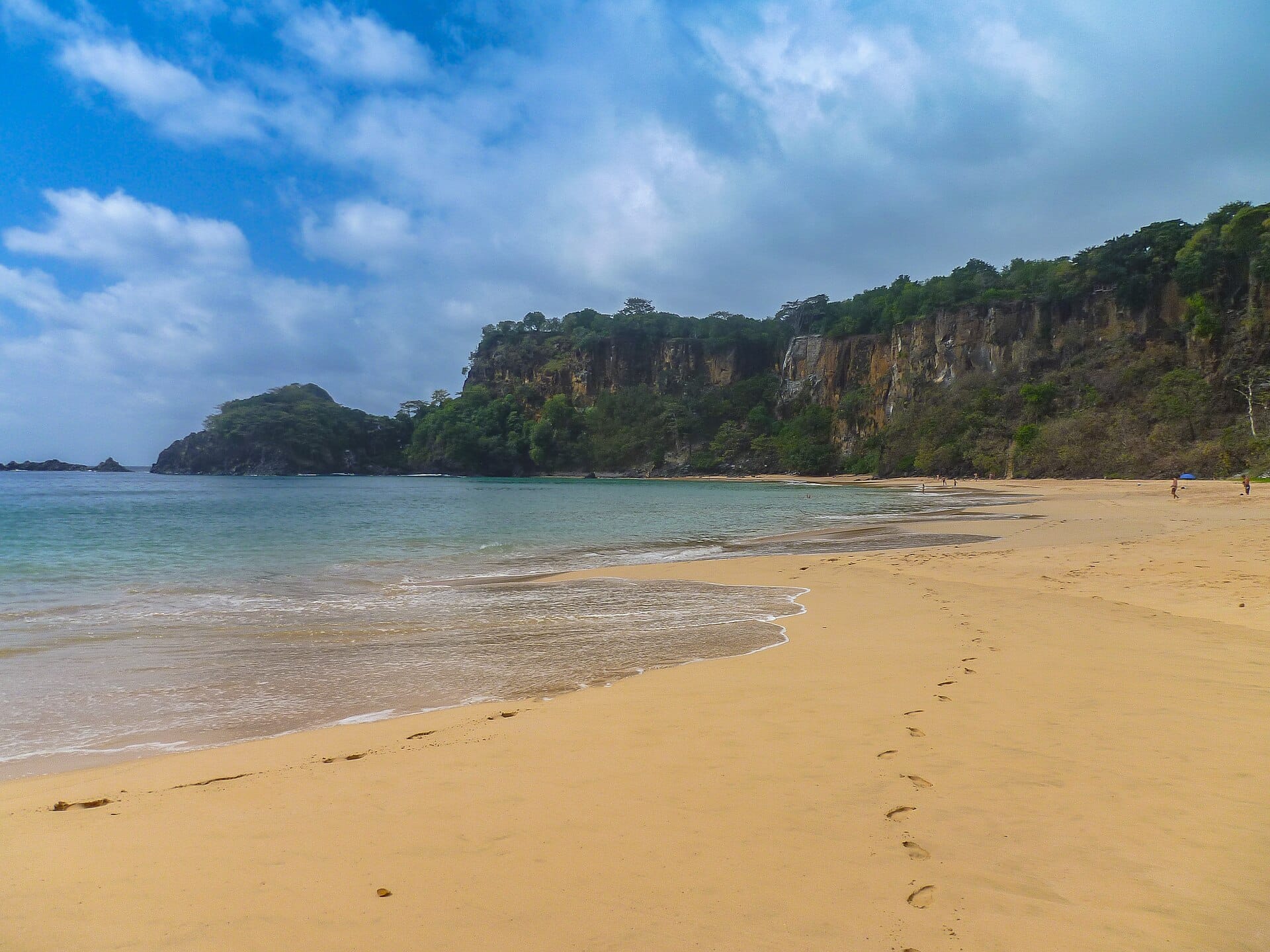 Baía do Sancho, Fernando de Noronha, Brazil