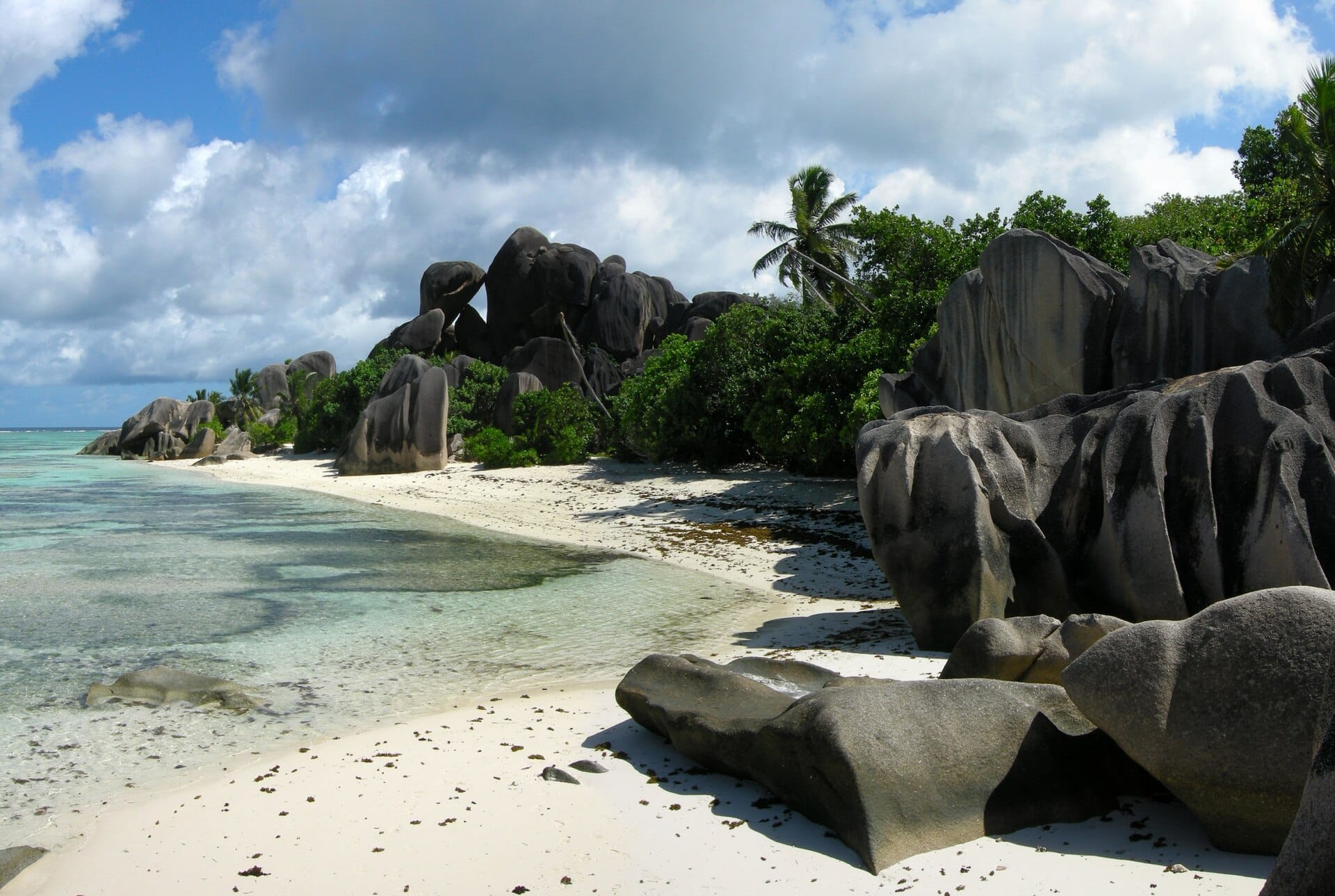 Ten tropical islands that live up to the postcard