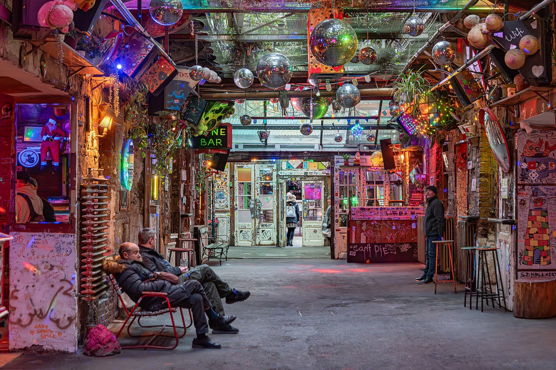 Ruin bars of the Jewish Quarter