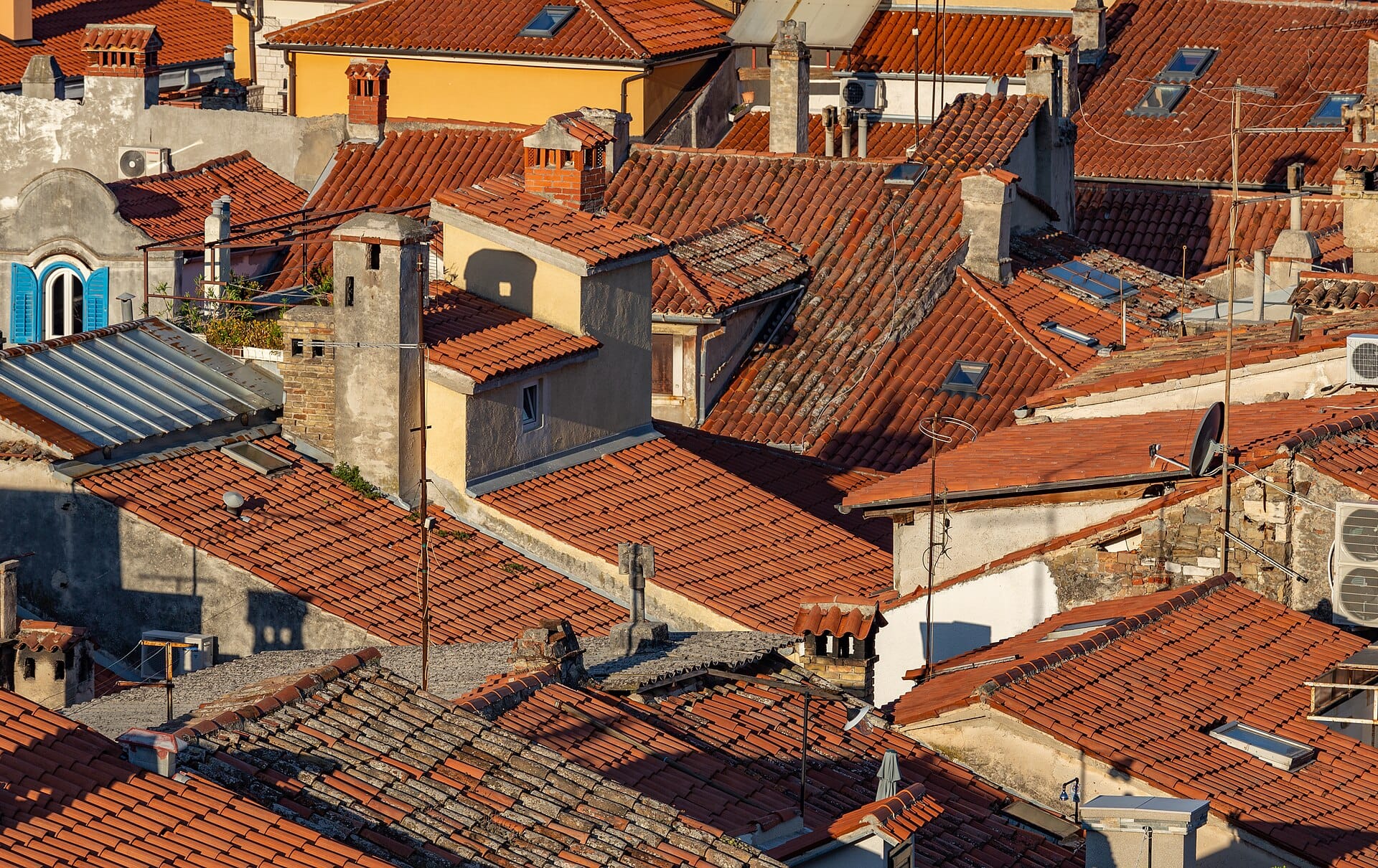 Ten candlelit old towns made for slow evenings