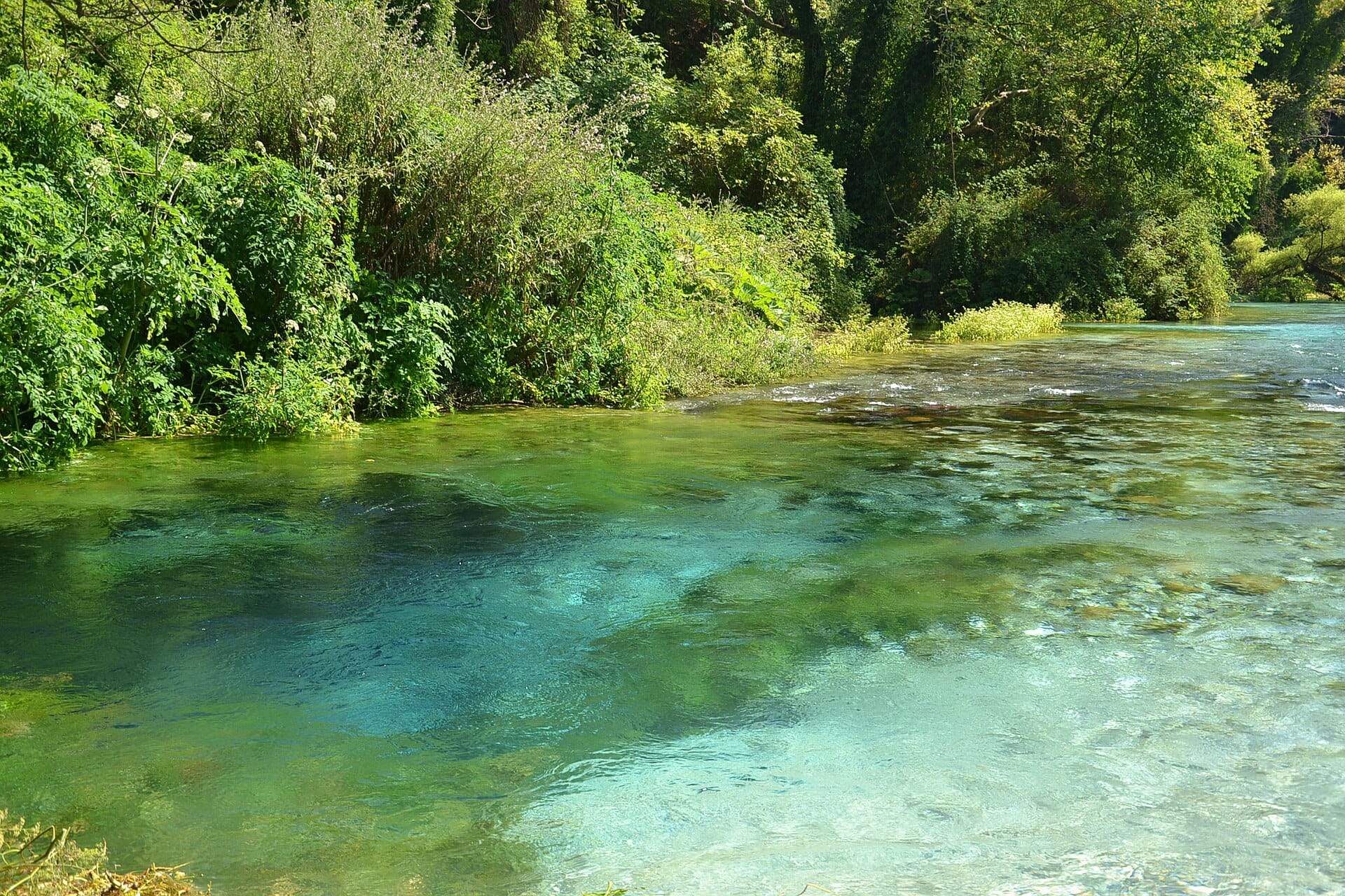 The Blue Eye, Albania